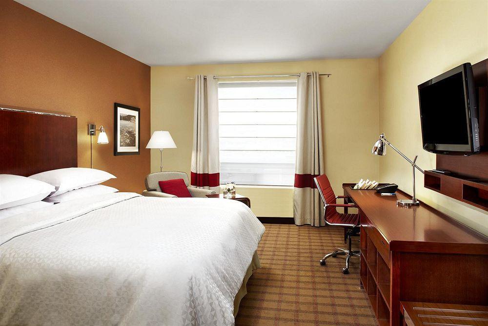 Quality Inn West Lafayette - University Area Bagian luar foto